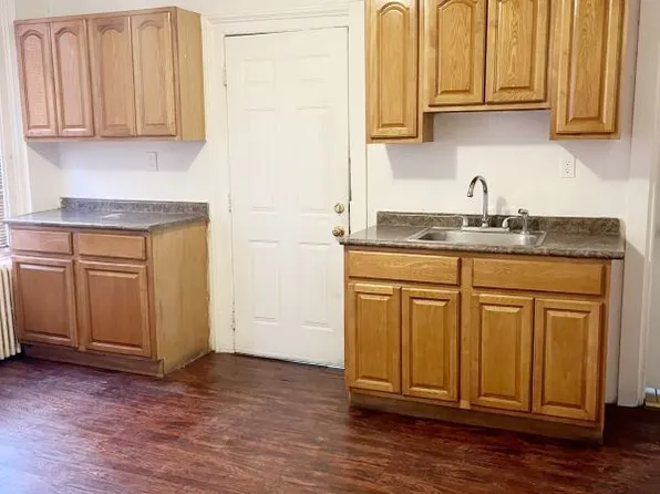 118 Babcock St, Hartford, CT 06106