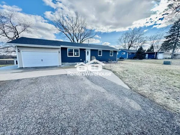 604 Main St W, New Prague, MN 56071