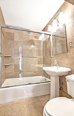 Rented by Compass | media 25