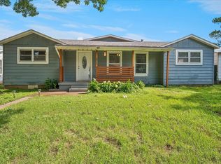 108 Reaves Ln, Hurst, TX 76053