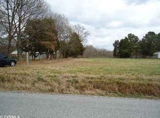 8392 McClellan Rd, Mechanicsville, VA 23111