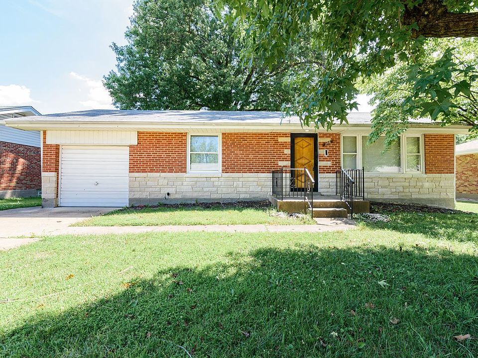 1st image of 308 Kirk Dr