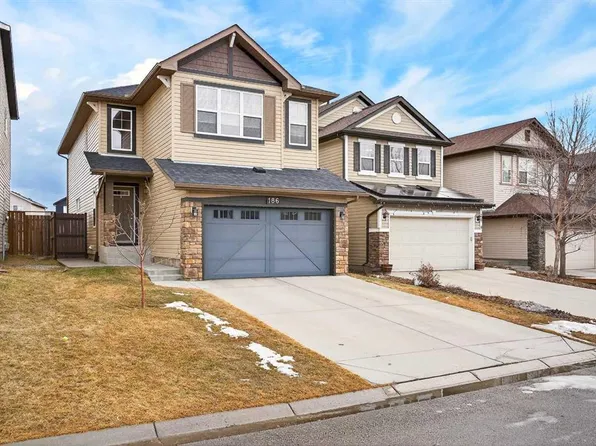 186 W Covecreek Pl NE, Calgary, AB T3K 0L3