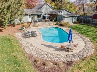 14333 Aboite Center Rd, Fort Wayne, IN 46814