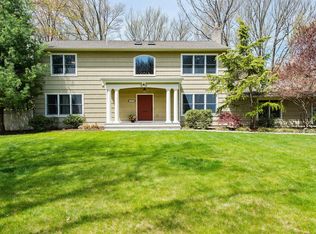 2069 Dogwood Dr, Scotch Plains, NJ 07076