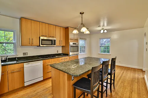 608 Cloverfield Pl Photo 1