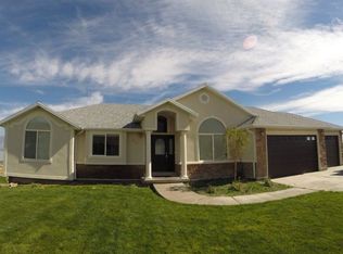3948 S Panorama Dr, Saratoga Springs, UT 84045
