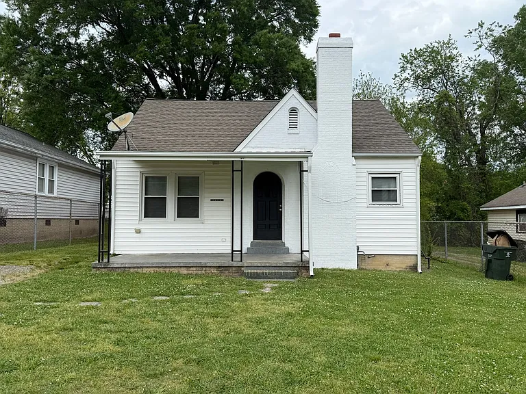 1016 Grace Ave — Photo 16