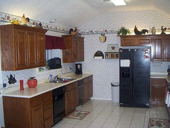 2nd image of 800 Carrington Dr