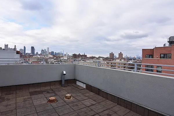 Rented by Bohemia Realty Group | media 11