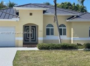 15002 SW 150th Ct, Miami, FL 33196