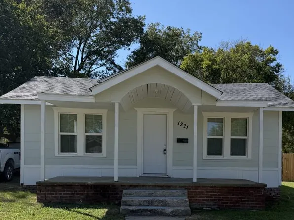 1221 S Stockton St, Ada, OK 74820