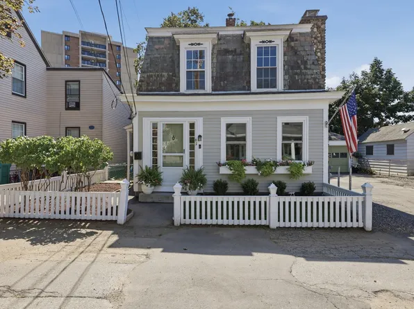 61 Central St, Fitchburg, MA 01420