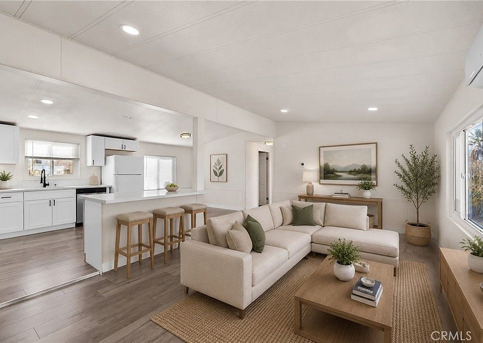 1st image of 74993 Serrano Dr