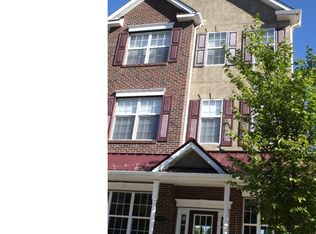 3851 Ashland Dr #J2, Harleysville, PA 19438