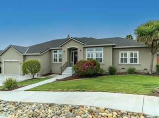 1060 Oak Creek Dr, Hollister, CA
