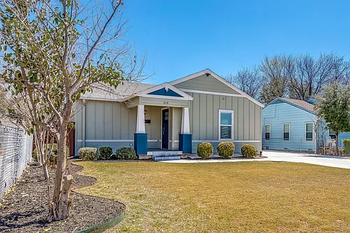 3118 Carlson Dr Photo 1