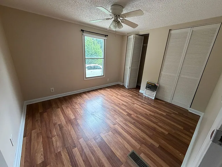 3245 Wilkesboro Hwy — Photo 8