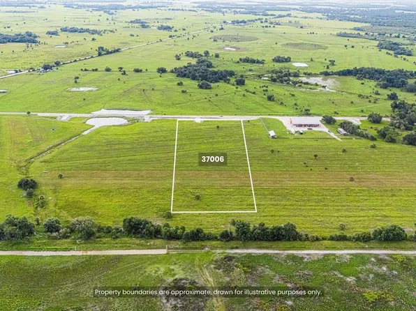 37006 KVILLE ROAD, MYAKKA CITY, FL 34251