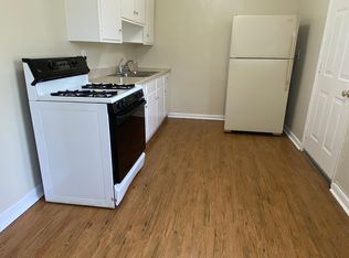 1014 SW 33rd St, Topeka, KS 66611