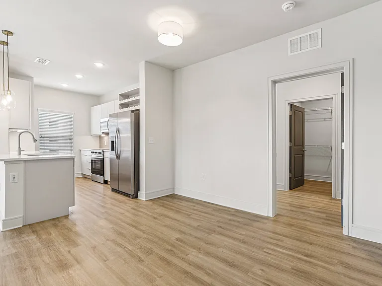 Sopra Luxury Living — Photo 92