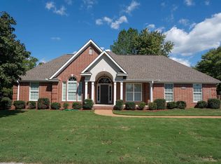 906 Eagle Bay Dr, Heber Springs, AR 72543