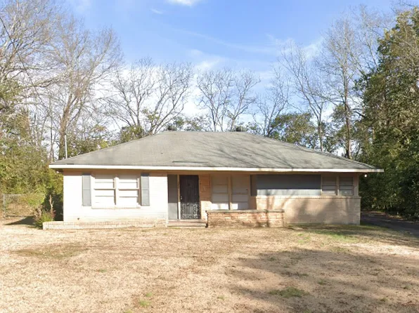 345 Tanglewood Dr, Montgomery, AL 36105