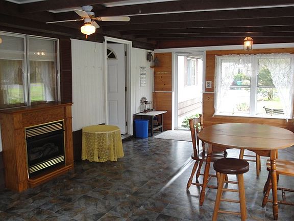 4th image of 37208 Mississippi Dr