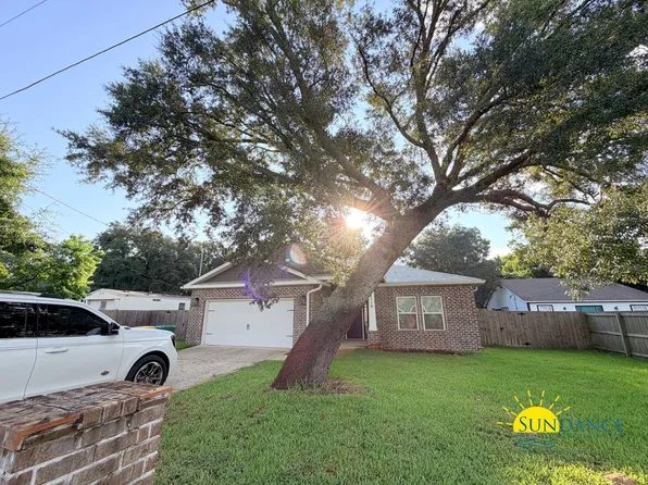 1510 W Ponderosa Rd, Fort Walton Beach, FL 32548