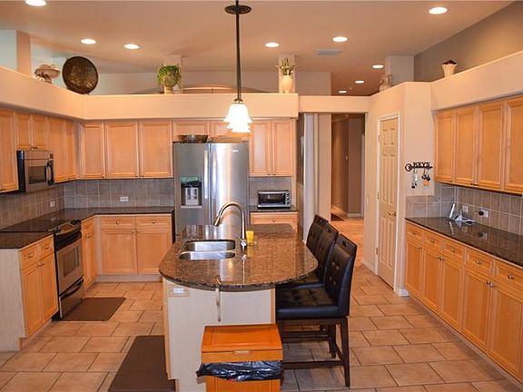 5th image of 6105 Audubon Manor Blvd