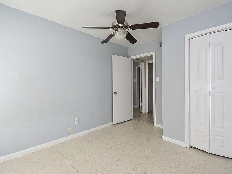 9009 Richmond Ave #411 — Photo 14