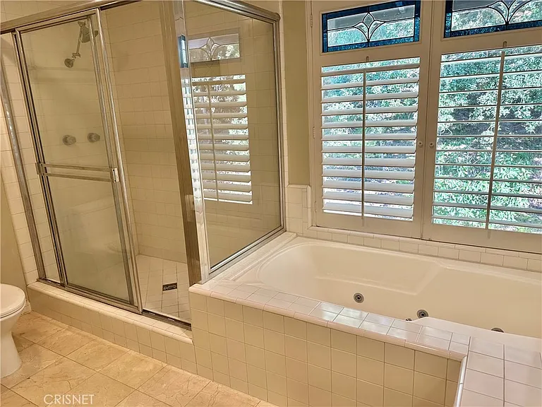 4735 Club View Dr — Photo 11