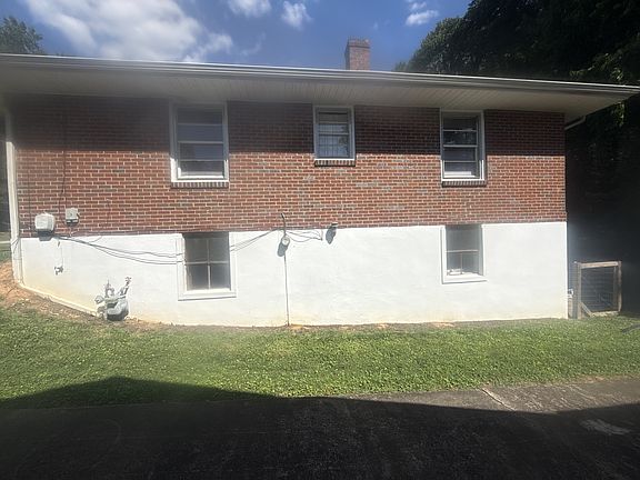 2nd image of 139 Winthrop Dr