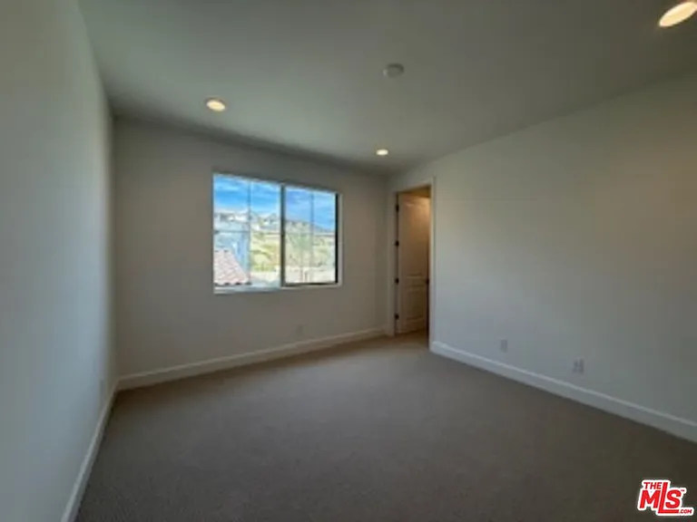 11763 Quailrun Ct — Photo 32