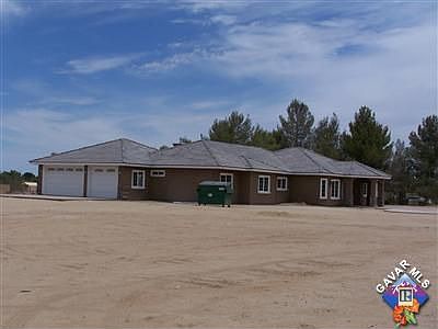 1st image of 1851 W Avenue L4