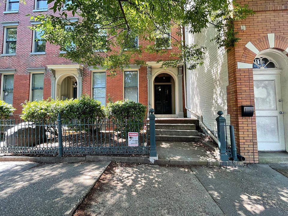 1st image of 13 E Grace St #13E