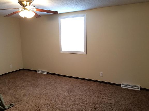 Larger bedroom upper level
