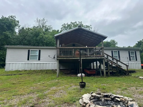 18611 Farm Road 2107, Aurora, MO 65605
