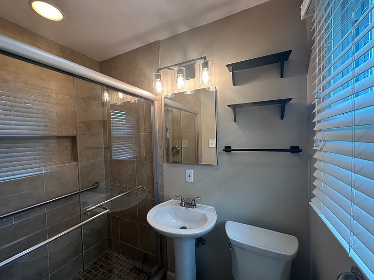 536 Summit Ridge Dr — Photo 19