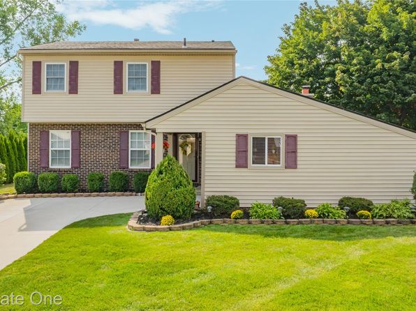 1667 Brentwood Dr