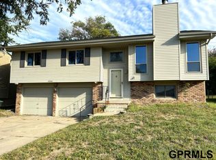 6346 N 112th Cir, Omaha, NE 68164