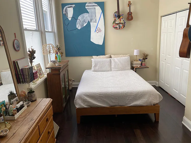 2440 W Cortland St #1 — Photo 8