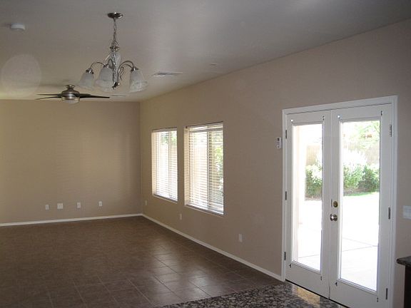 4th image of 28820 N Spur Dr