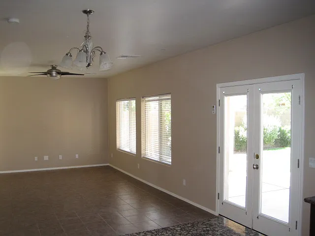 28820 N Spur Dr — Photo 4