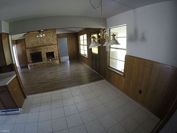5th image of 3729 Holland St