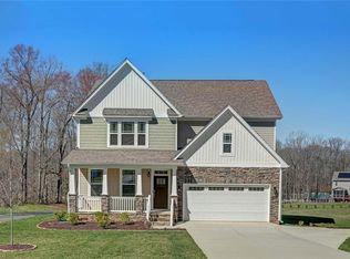 5001 Alton Dr, Oak Ridge, NC 27310