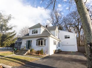 43 Berkeley Rd, Fairfield, CT 06825