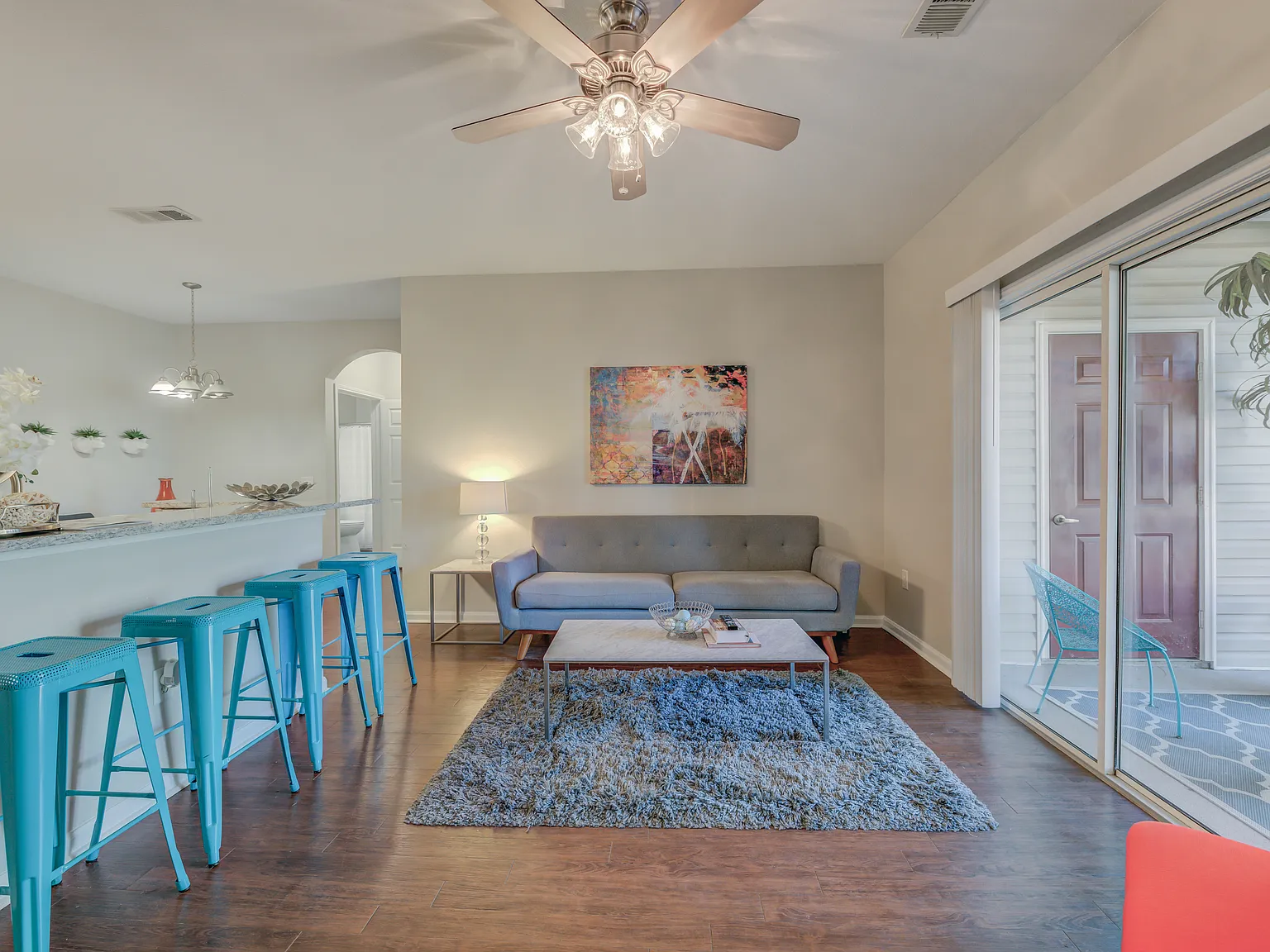 Water's Edge Apartment Homes — Photo 2