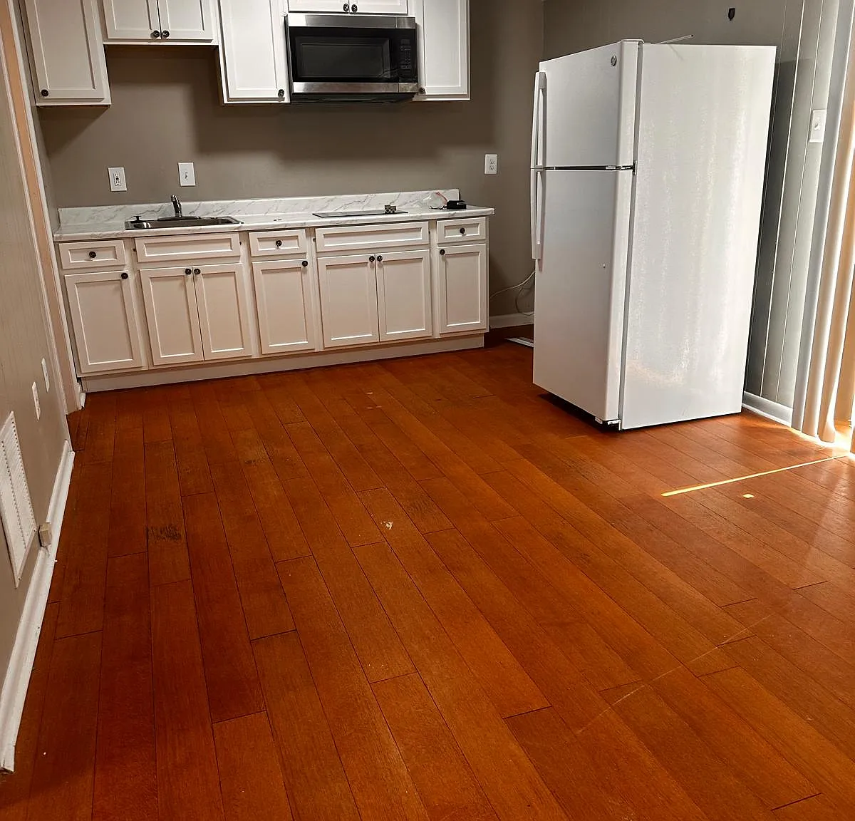 1 bed, 1820 sqft, $1,450 — Photo 4