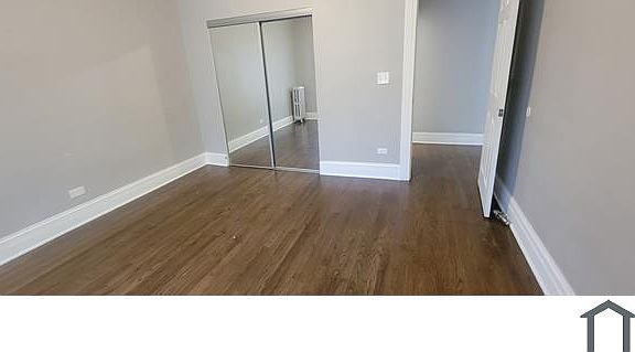 4th image of 7658 S Kingston Ave #2